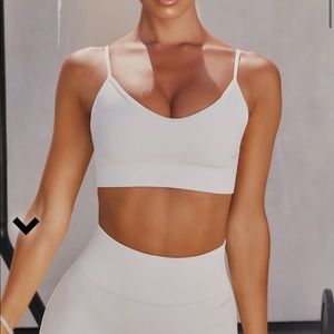 Bo & tee oh Polly sports bra